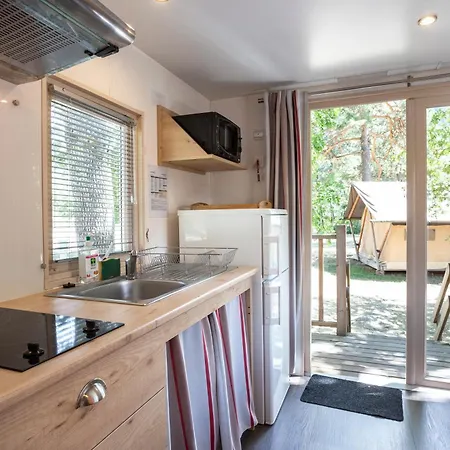 Citykamp Lyon Camping 4*