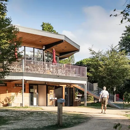 Citykamp Lyon Campsite 4*