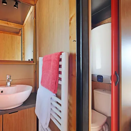 Citykamp Lyon Campsite 4*