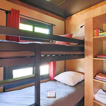Campsite Citykamp Lyon 4*