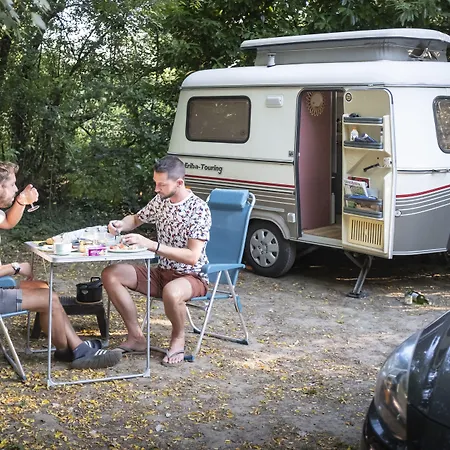Citykamp Lyon Campsite Dardilly